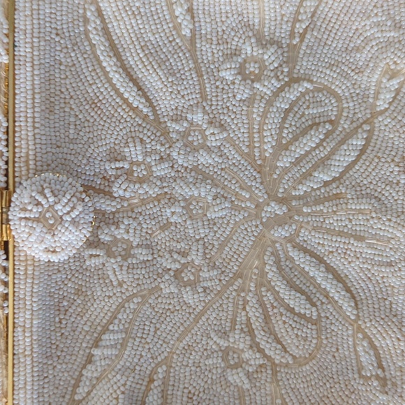 Magid Cream Beaded Wristlet/Handbag Vintage - Picture 10 of 14